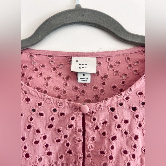 A New Day - Ruffle Sleeve Keyhole Button Blouse - Blush - Size S - Picture 3 of 4